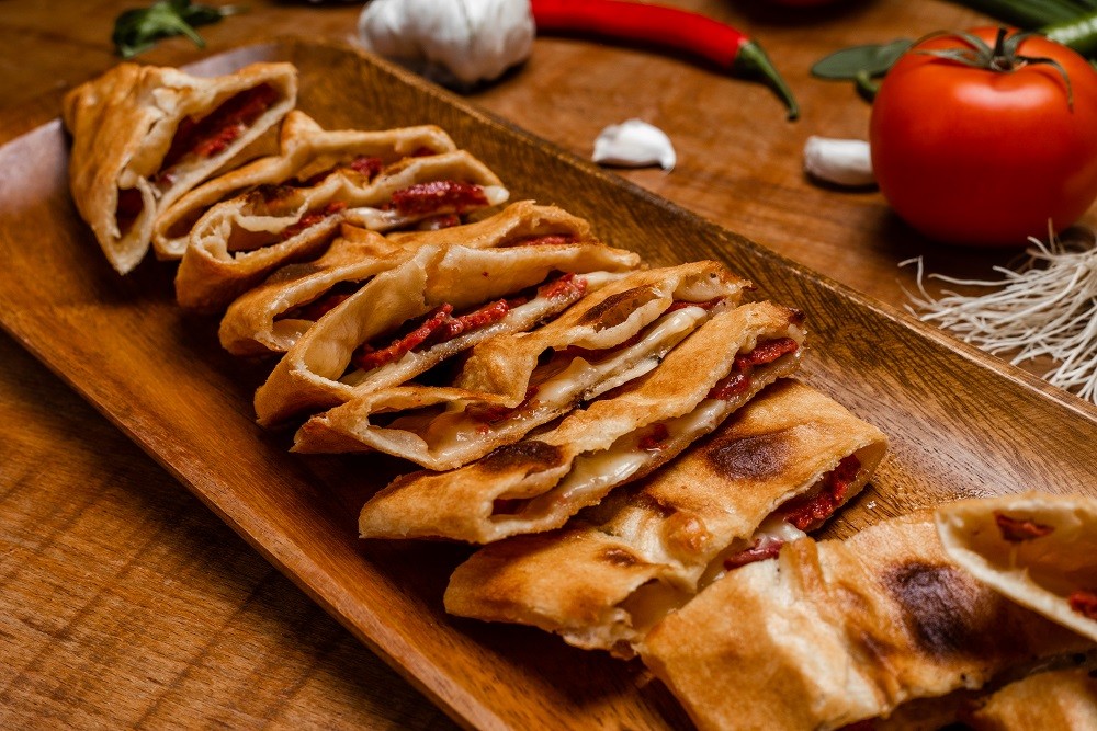 Kaşarlı Pide